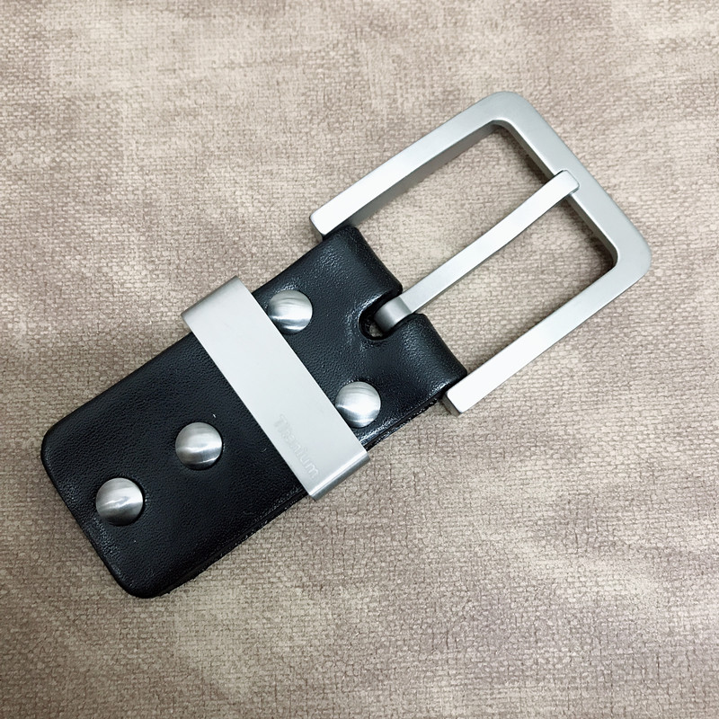 مشبك حزام على شكل حرف D من الت - مراجعة D Ring Strap وسعره